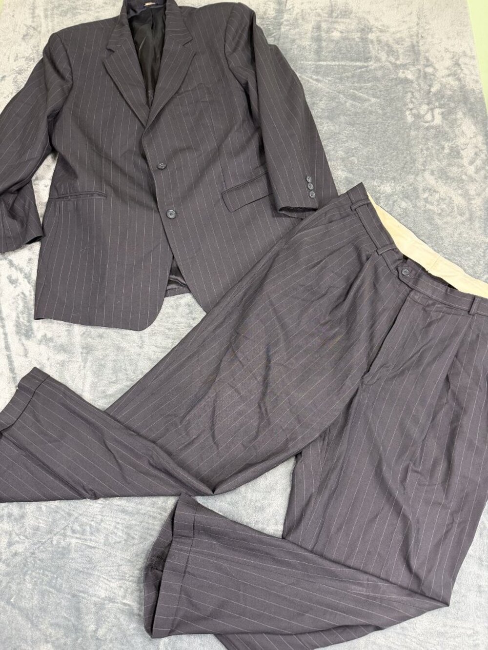 Brooks Brothers 346 Men Jacket 43R Pants 40R Navy Pinstripe 2-Piece Suit Stretch